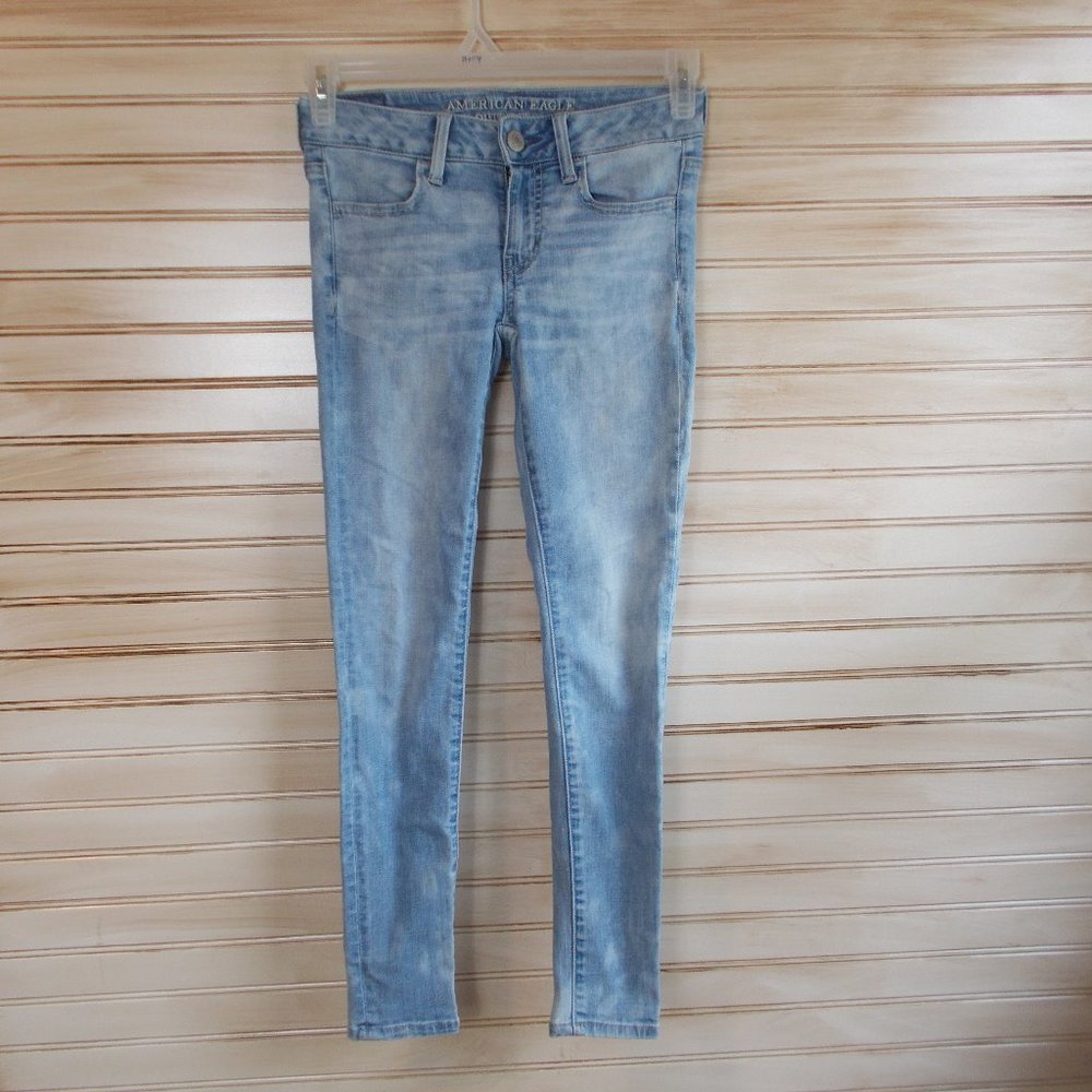 American Eagle Super Low Rise Jegging